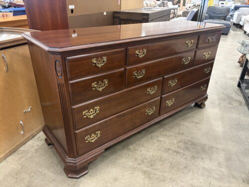 ETHAN ALLEN Vintage Georgian Court Collection Cherry 10 Drawer Dresser with Brass Hardware and Decorative Rosette Accents