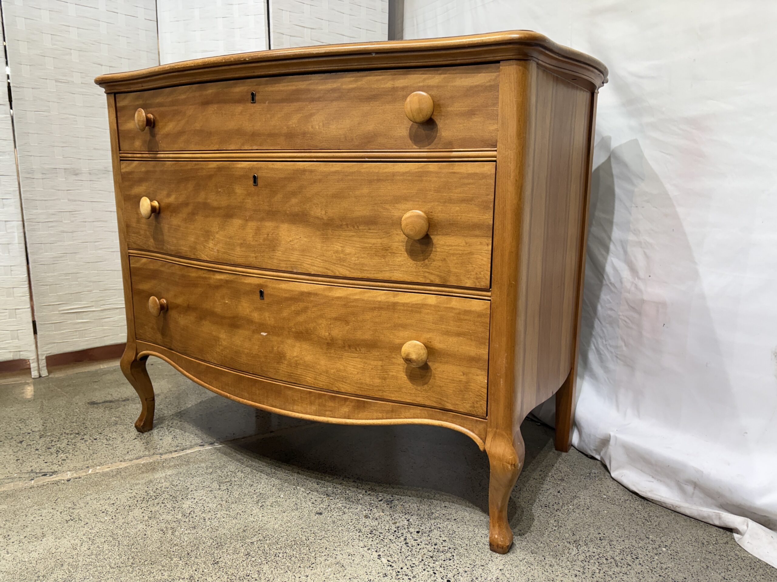 Vintage French-style Serpentine Chest of Drawers