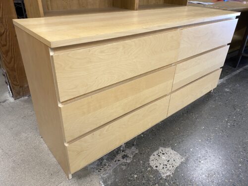 Light Wood Finished 6-Drawer Dresser