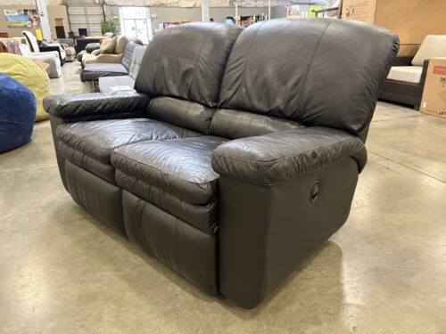 LA-Z-BOY Vintage Black Leather Plush Dual Manual Reclining Loveseat