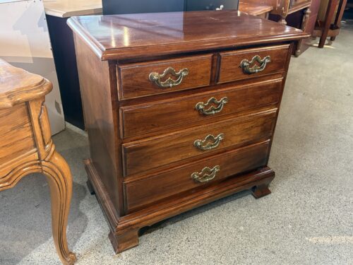 THOMASVILLE 1970s Chippendale Style Solid Cherry Nightstand