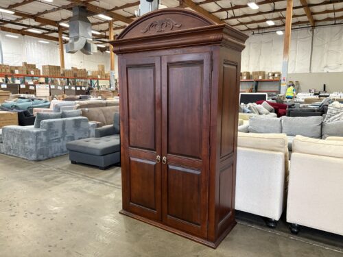 ETHAN ALLEN British Classics Arched Cherry Finished 6 Drawer Armoire with Adjustable Shelving and Brass Ring Pulls