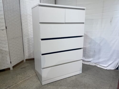IKEA Minimal White 6-Drawer Malm Dresser