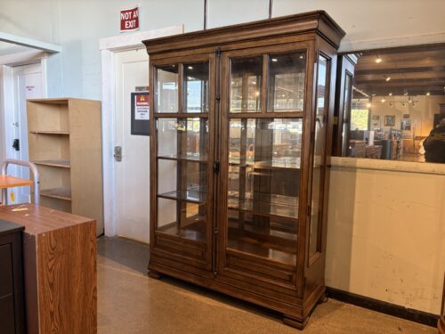 PENNSYLVANIA HOUSE New Lou Display Cabinet