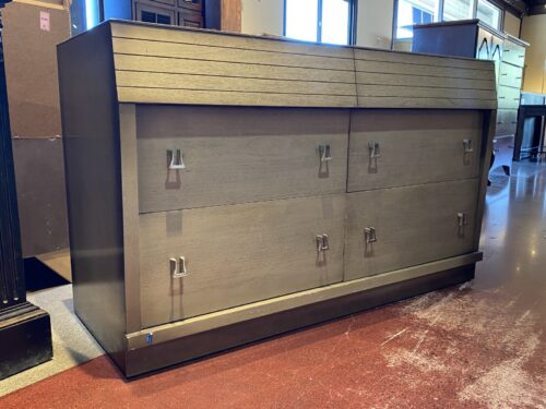 HUNTLEY Vintage 6-Drawer Dresser w/ Angled Top Drawers