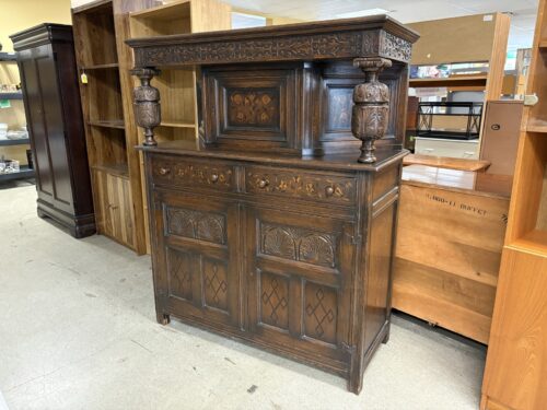 KENSINGTON FURNITURE Antique Jacobean Style Handmade Carved Oak Court Cupboard