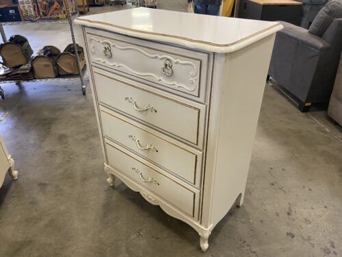 LEA FURNITURE Vintage French Provincial Style 4 Drawer Dresser with Ornate Swing Pulls