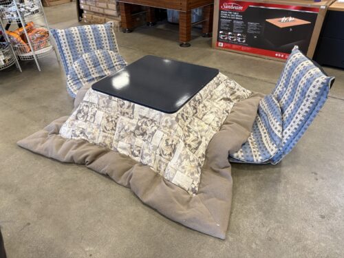 YUASA LIVING Japanese Kotatsu Table Set with Comforter and 2 Blue and Grey Folding Floor Chairs