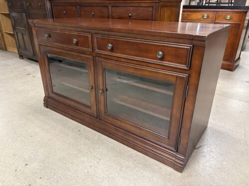 HOOKER FURNITURE Cherry Traditional Glass Door Media Cabinet w/ Power Strip