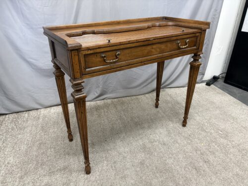 DREXEL HERITAGE Neoclassical Revival Spinet Desk