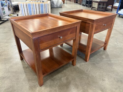 BROYHILL Warm Brown Finish Wooden 2 Tier Nightstands with Raised Edge Tray Top (Set of 2)