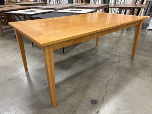 PALLISER Solid Maple Shaker Style Dining Table with Leaf Extension