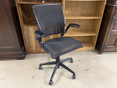 HUMANSCALE Diffrient World Black Mesh Ergonomic Office Chair