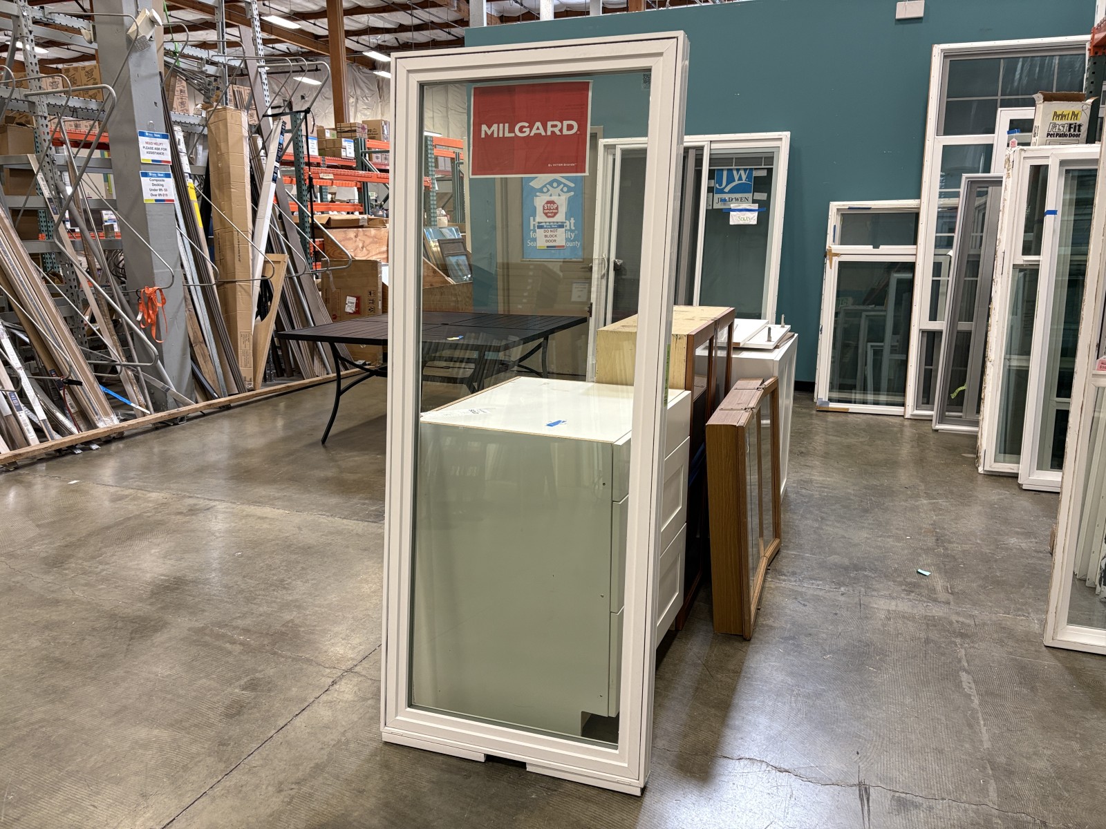 NEW! MILGARD V400 Tuscany Series 71×29 White Vinyl Picture Window