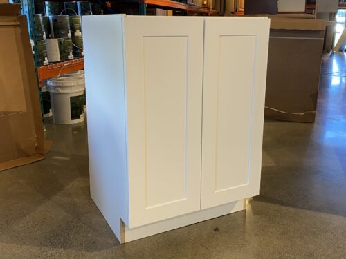 NEW! URBANA CABINET CO Remy Shaker Style 2-Door Lower Cabinet - Moonglow