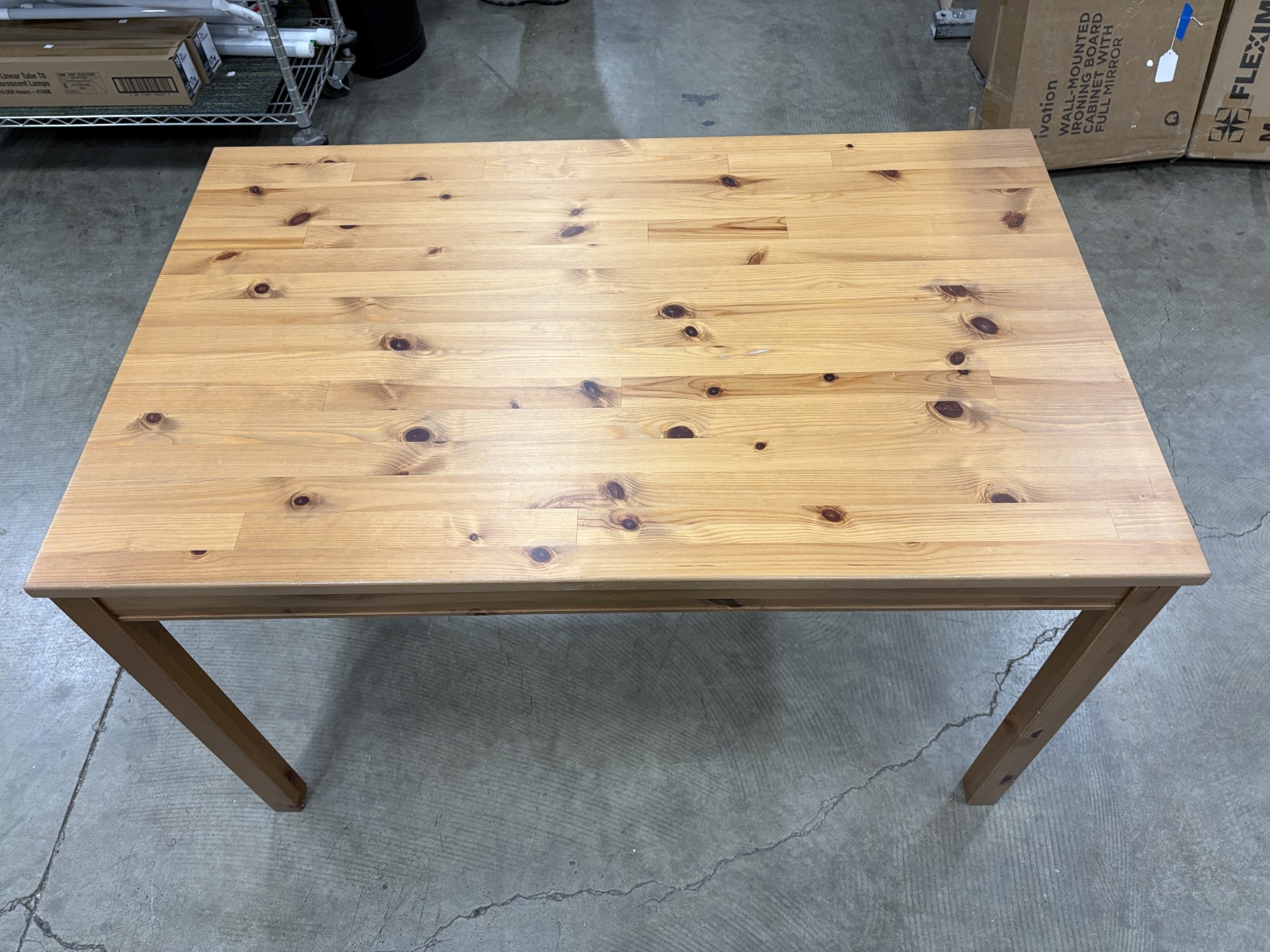 IKEA JOKKMOKK ダイニングテーブル IKEA Jokkmokk Natural Finish Pine Dining Table with 4 Chairs