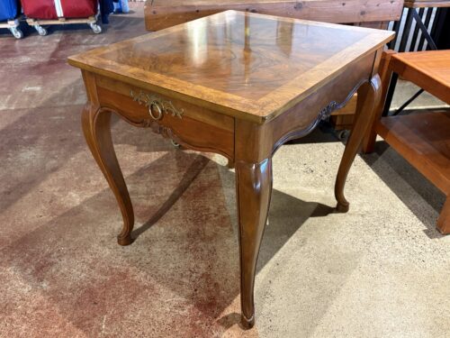 BAKER FURNITURE Square French Country Style Walnut Side Table w/ Matchbook Burl Veneer