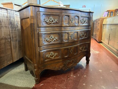 BAKER Collector's Edition French Country Style 3 Drawer Dresser
