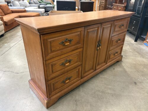 NEW CLASSIC Honey Creek 6 Drawer Buffet with Shelving
