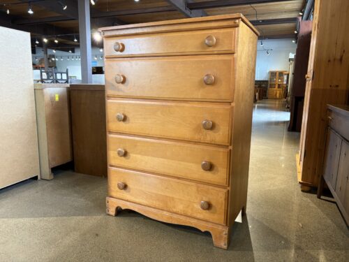 Vintage Maple 5-drawer Highboy with Wooden Knobs