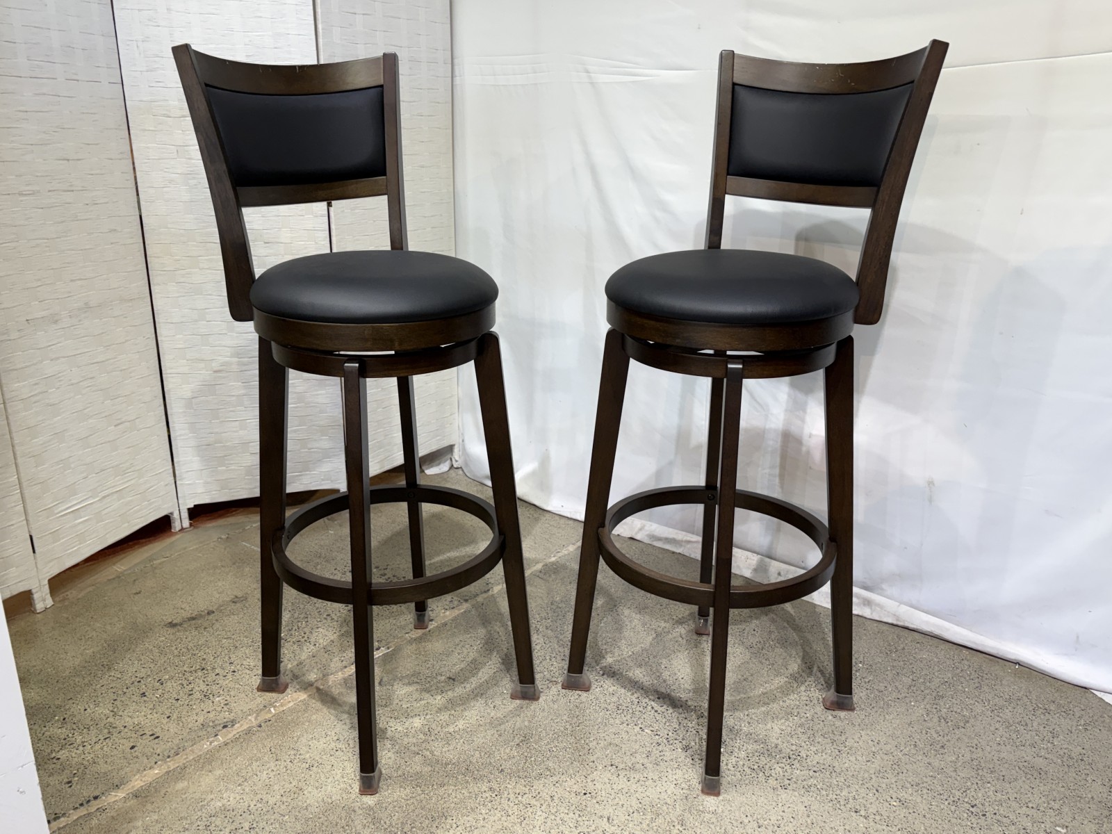 Espresso & Navy Swiveling Barstools (Set of 2)