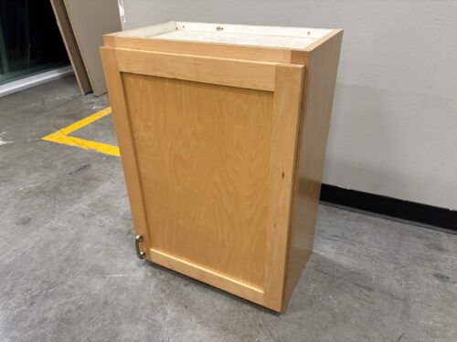 Shaker Style Single Door 30x21 Upper Cabinet with Country Maple Finish and Silver Pulls