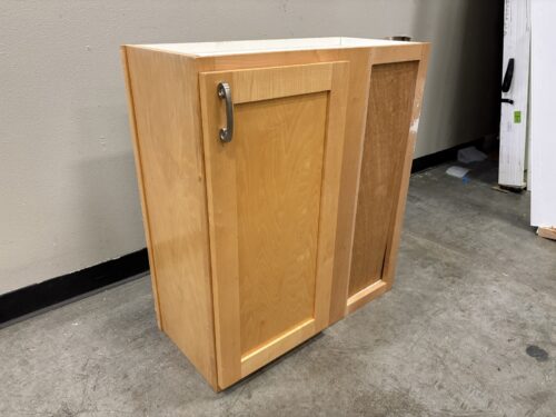 Shaker Style Single Door 30x27 Lower Cabinet with Country Maple Finish and Silver Pulls