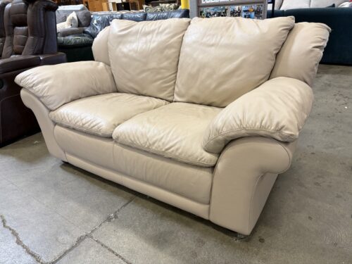 Made in Italy Tan Leather Pillow-Top Loveseat