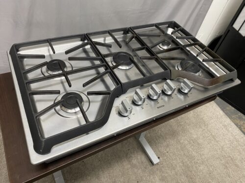 MAYTAG 36" 5-Burner Stainless Steel Gas Cooktop Model # W11120469A