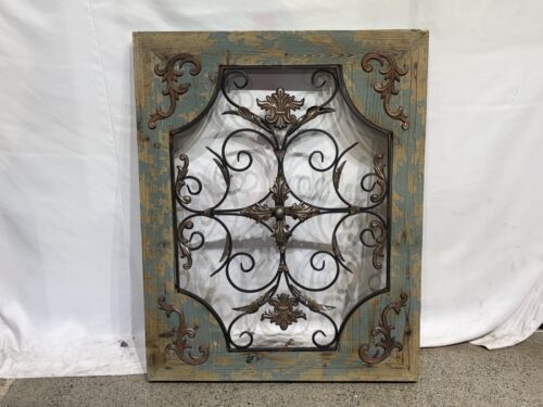 Rustic Regal Metal & Wood Wall Décor