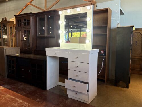 White 10-Light Vanity Table w/ Clear Glass Tabletop