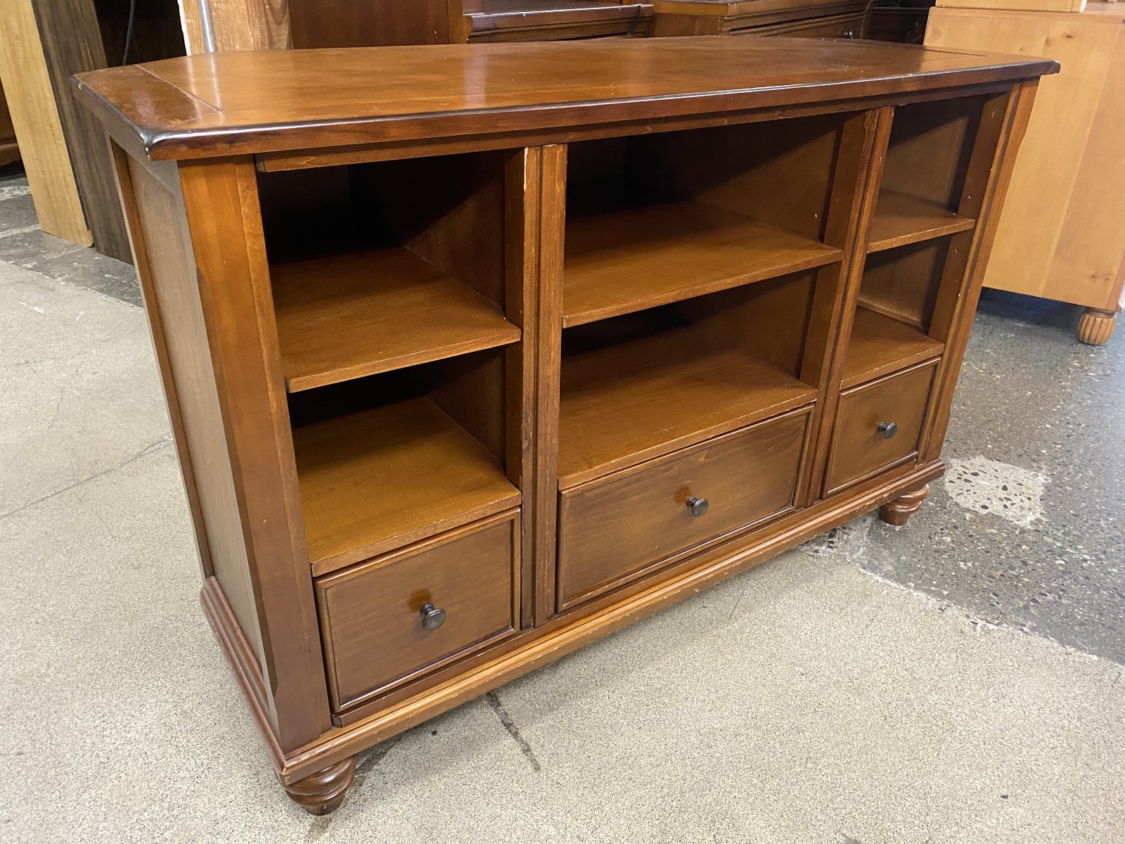 Traditional 3-Drawer Wooden TV Console