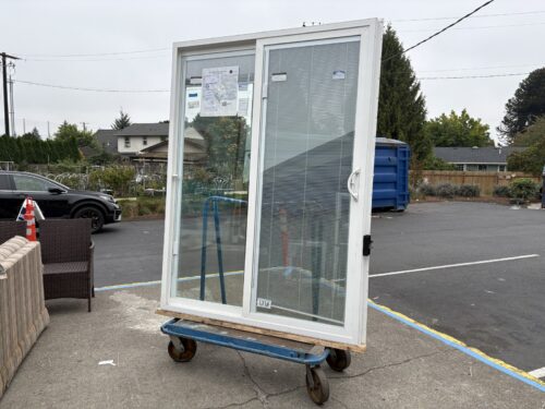 NEW! JELD-WEN Sliding Glass Patio Door with White Vinyl Frame and Internal Blinds