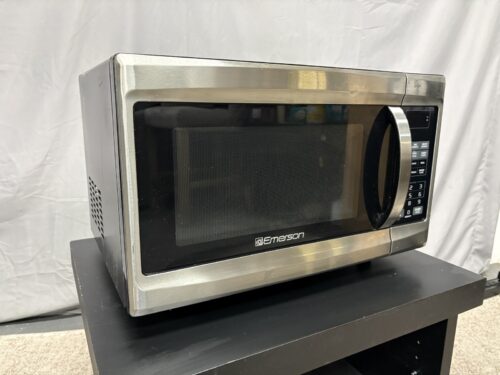EMERSON 1.3 cu.ft. Stainless Steel Countertop Microwave Model # MW1338SB