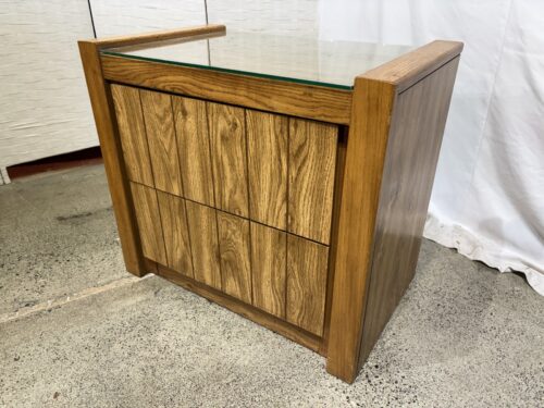 BASSETT Vintage Post Modern Solid Oak 2-Drawer Nightstand