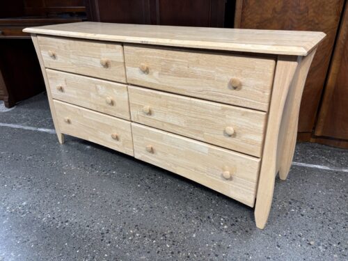 NIGHT & DAY Clove Natural 6-Drawer Low Dresser