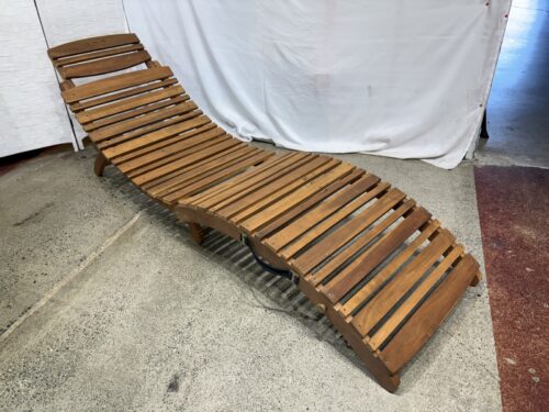 Acacia Open Slatted Outdoor Lounge Chair