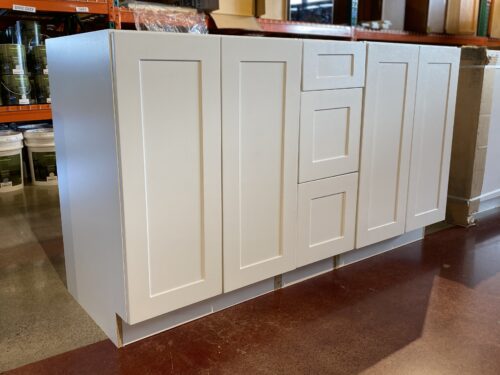 NEW! URBANA CABINET CO 3Pc. Remy Shaker Style Cabinet Trio (Set of 3)