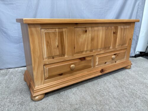 BROYHILL Fontana Solid Pine Cedar Lined Chest w/ 2 Drawers
