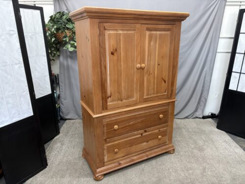 BROYHILL Fontana Solid Pine Armoire