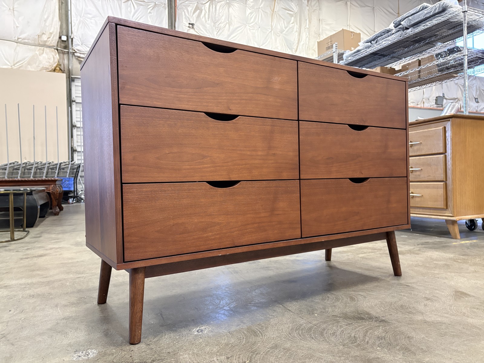 Walnut Finished MCM Style 6 Drawer Dresser with Finger Pulls