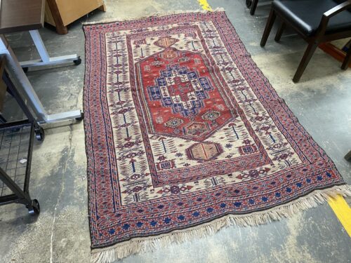 Traditional Geometric Pattern Handwoven 4.8'x7.3' Rug