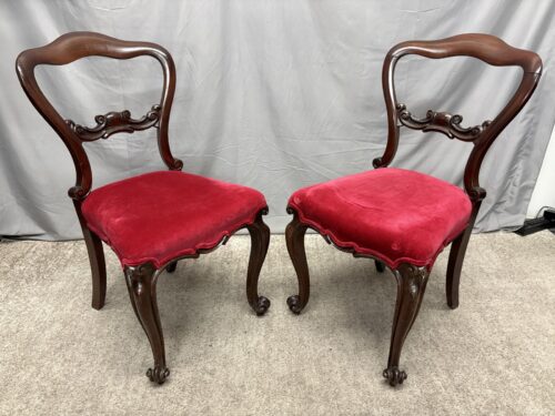 THOMAS MILLS Antique Victorian Carved Walnut Red Velvet Upholstered Side Chairs (Set of 2)
