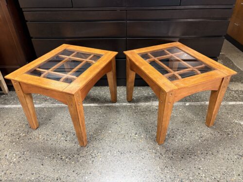Warm Wood Arts & Crafts Glass Top End Table (Set of 2)