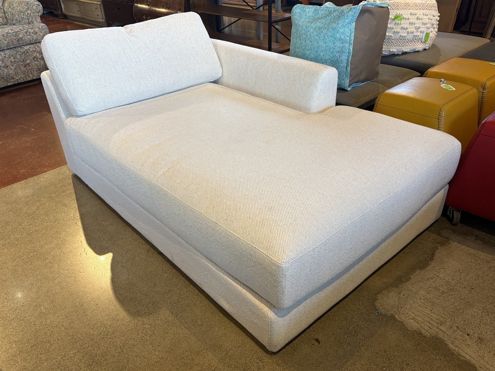 NEW! THUMA Right Arm Chaise in Ivory