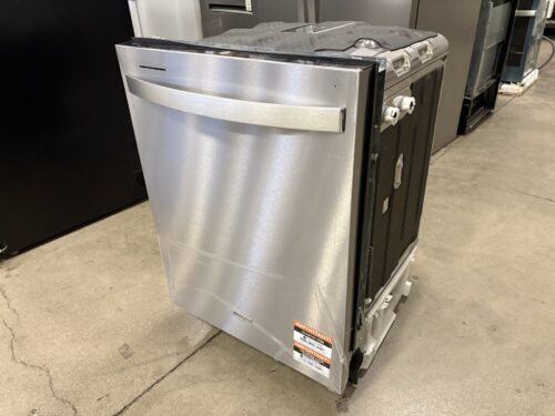 NEW! WHIRLPOOL Eco Series 24" Top Control Built-In Dishwasher with Third Rack and AI Sensor Cycles Model # WDT750SAKZ3