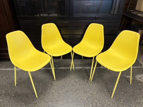 Sunburst Yellow Modern Molded Plastic Dining Chair (Set of 4)