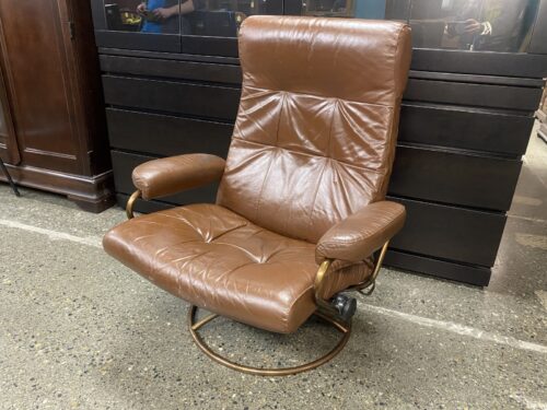 EKORNES Vintage Danish Stressless Brown Leather Manual Reclining Armchair