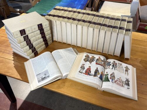 Encyclopedia Britannica 1-23 Book Set w/ Index