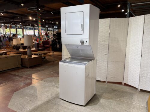 NEW! WHIRLPOOL Electric Stacked Washer & Dryer Laundry Center Model # WET4024HW0